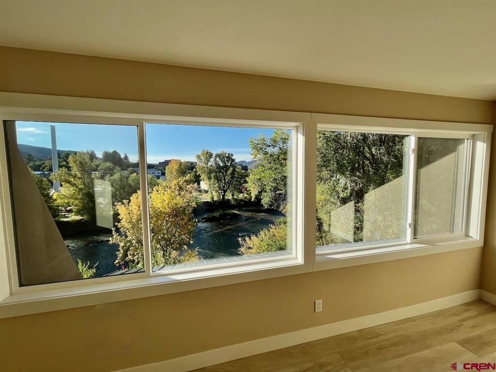 399 W Park Avenue Unit: B-5