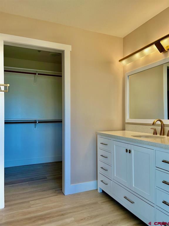 399 W Park Avenue Unit: B-5