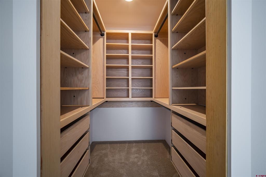 764 Vista De La Mesa
