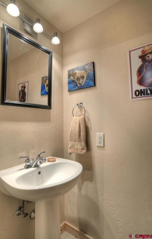 725 E College Drive Unit: 2