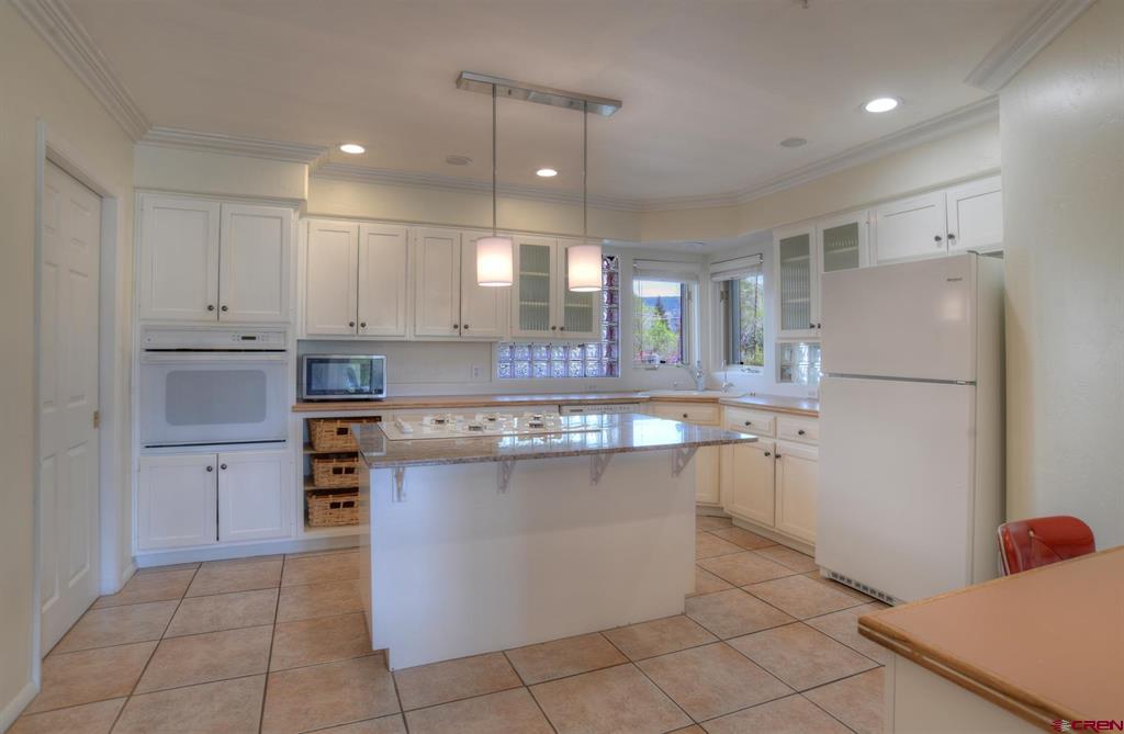 399 W Park Avenue Unit: C-5