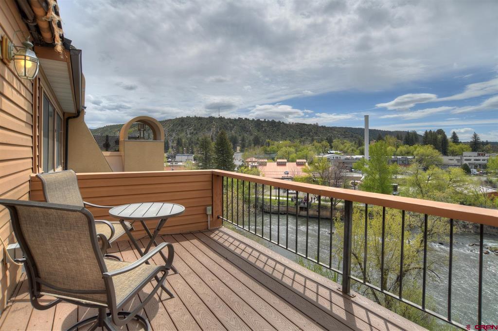 399 W Park Avenue Unit: C-5