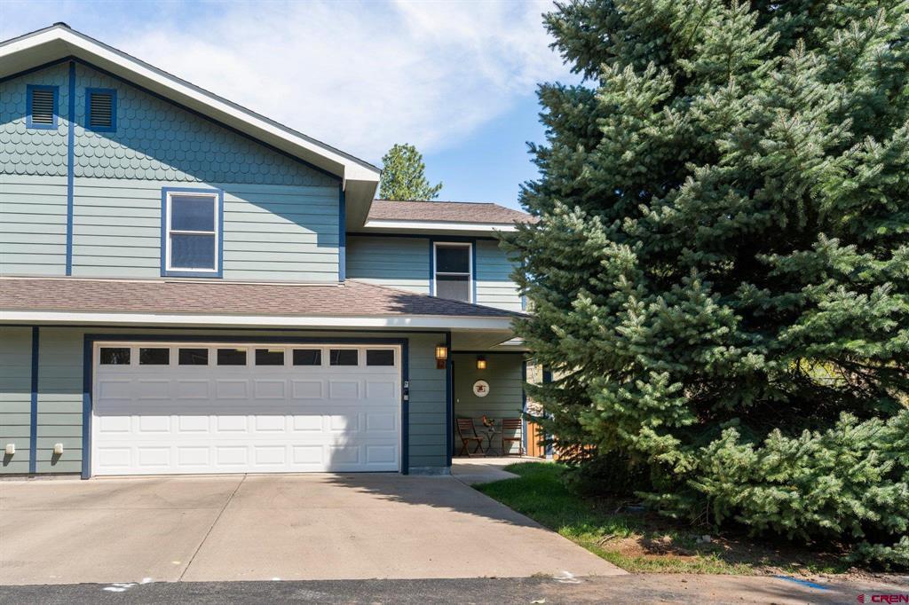12 Sandstone Drive