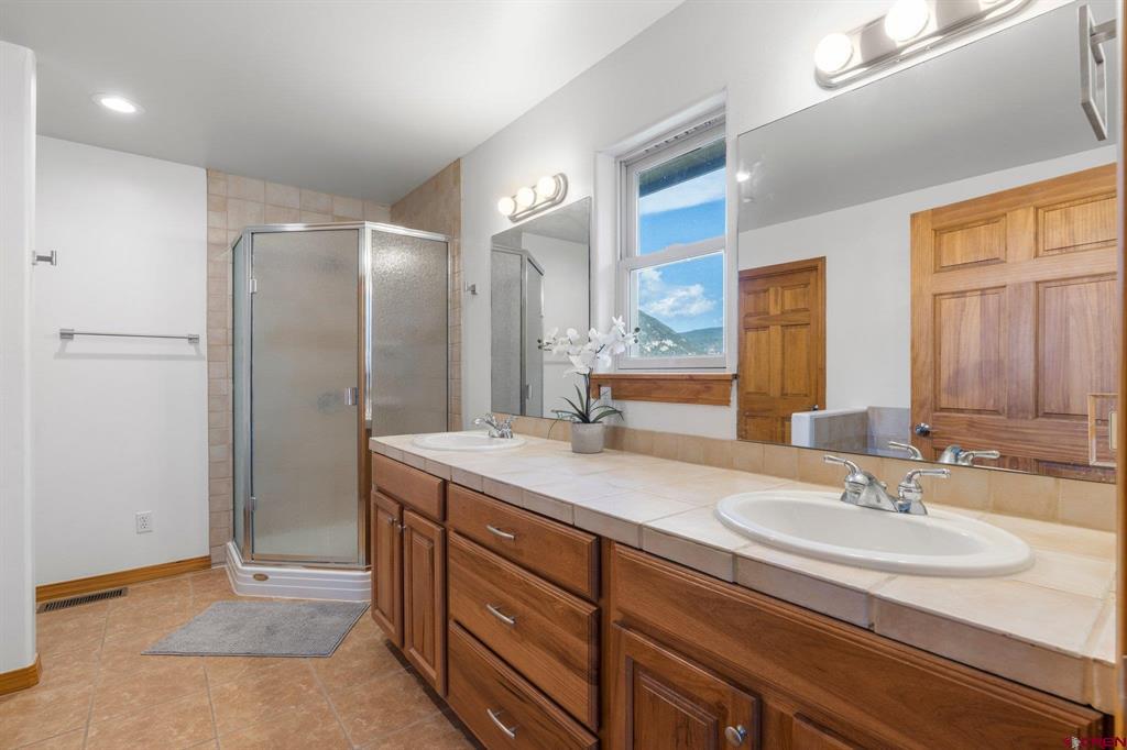 12 Sandstone Drive