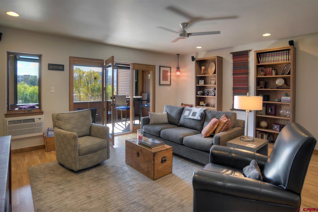 399 W Park Avenue Unit: A4