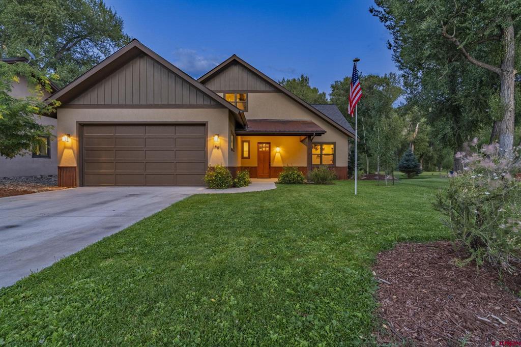44 Cove Way