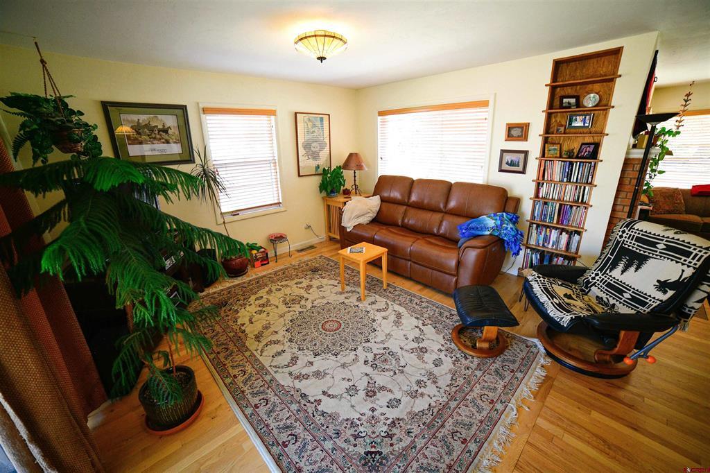 31 La Plata Place