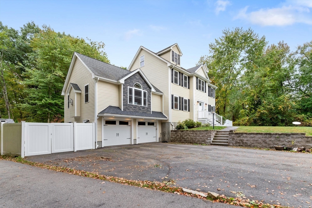 3 Clermore Rd