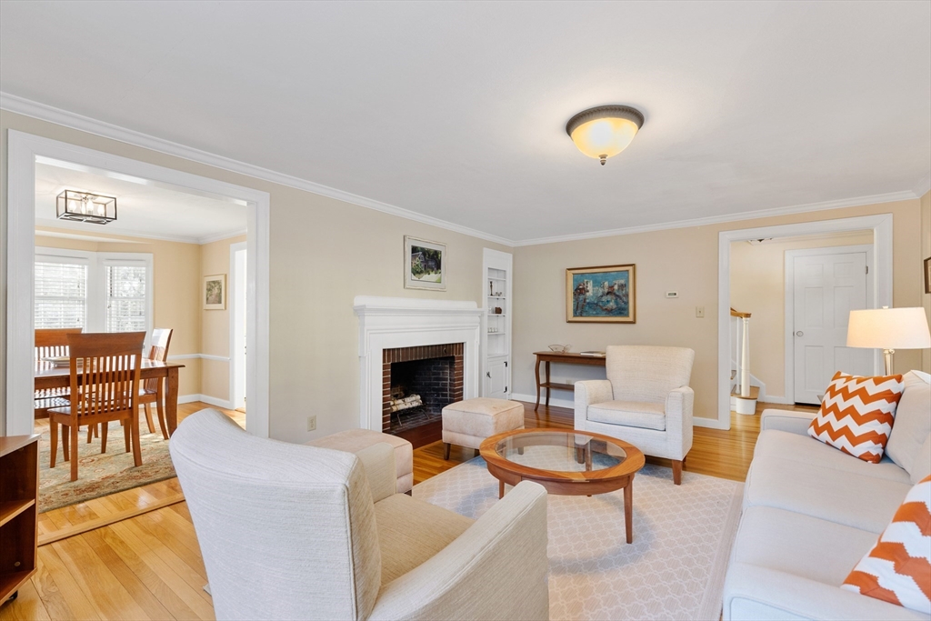 11 Lexington Ave