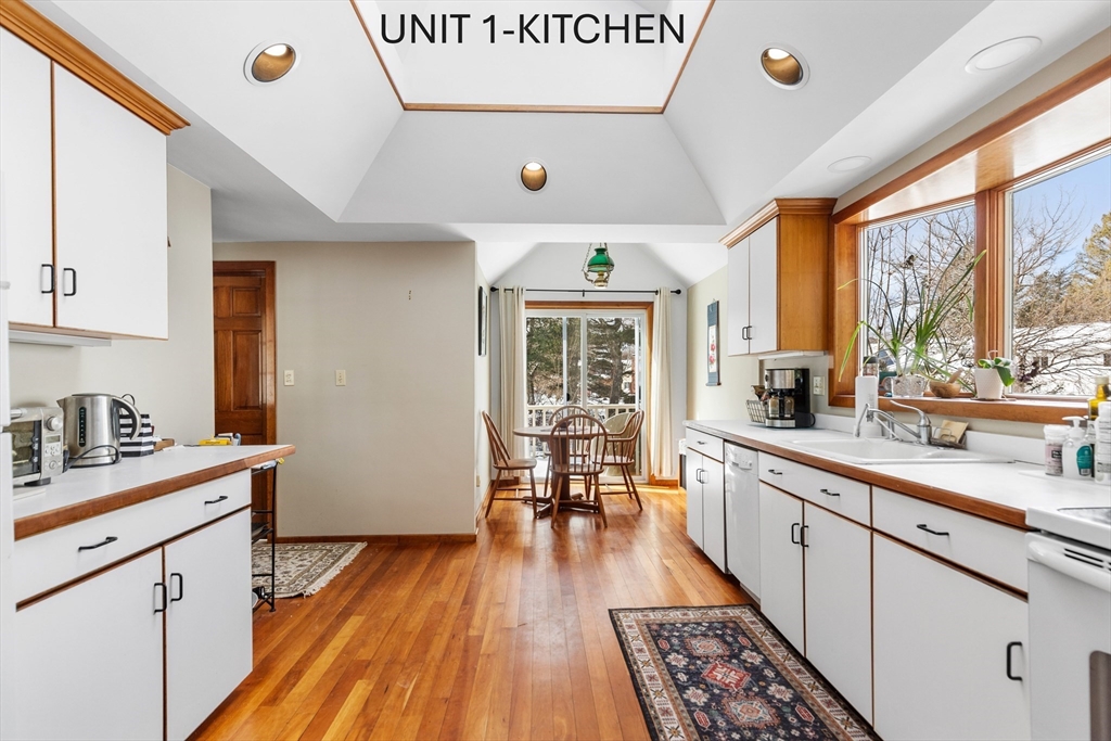 578 Marrett Rd