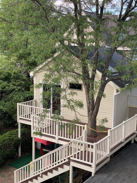 578 Marrett Rd