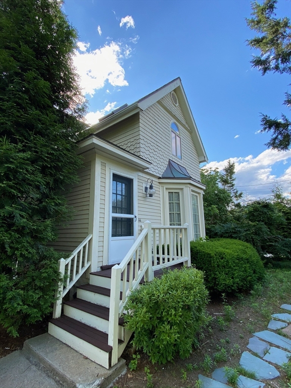 578 Marrett Rd