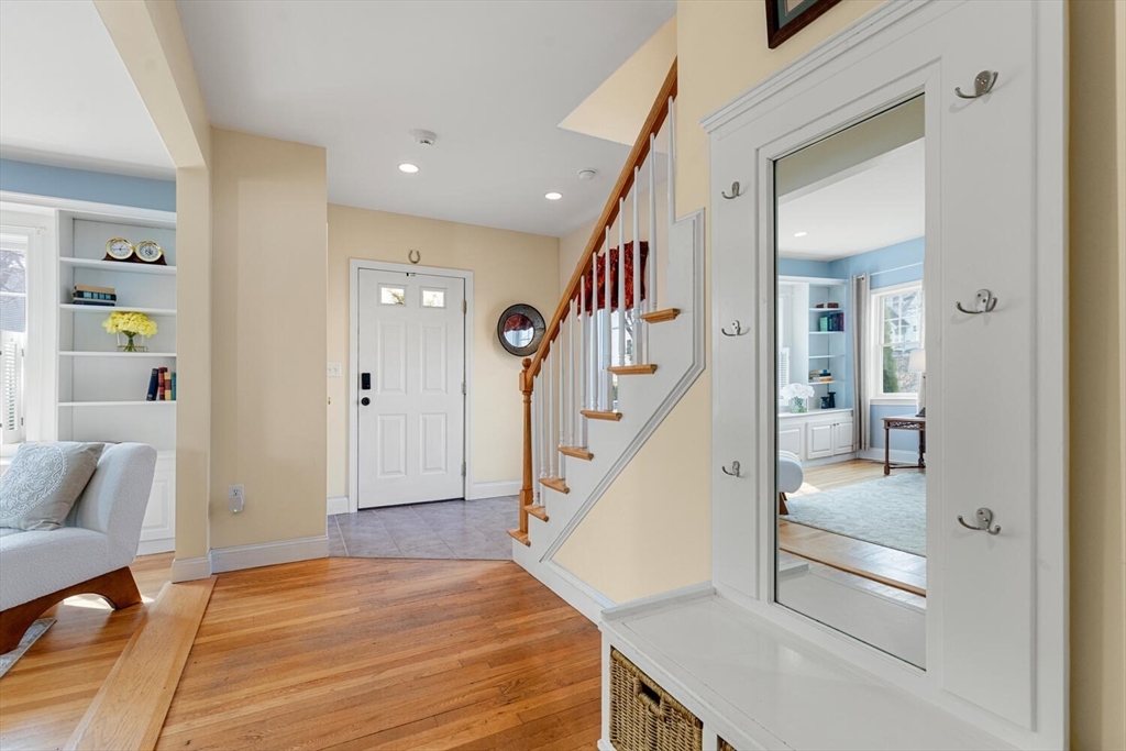 56 Grapevine Ave