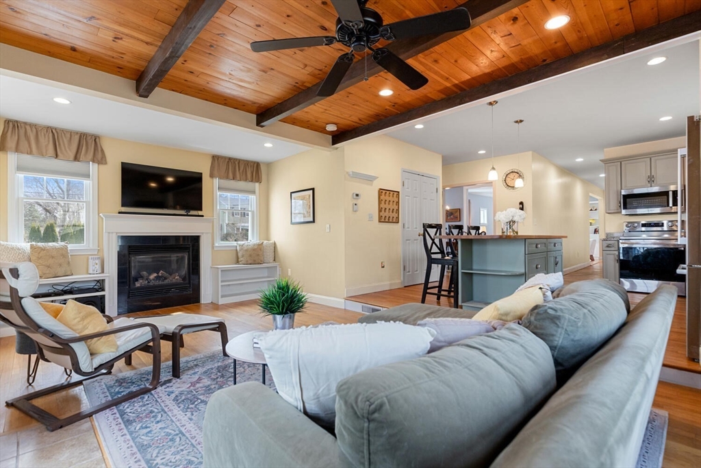 56 Grapevine Ave