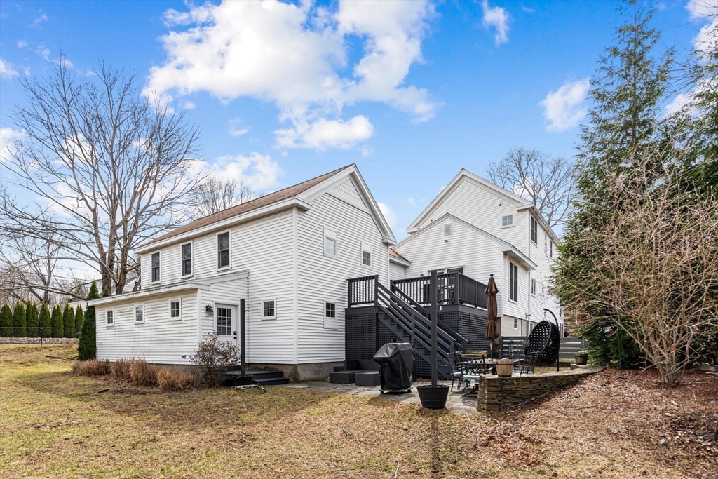 56 Grapevine Ave