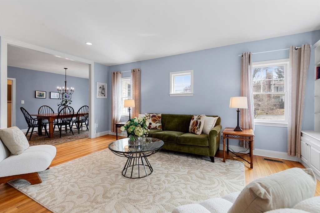 56 Grapevine Ave