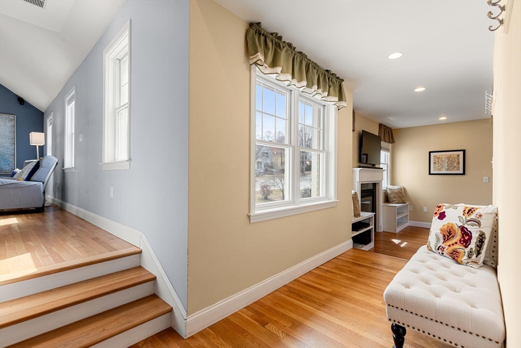 56 Grapevine Ave