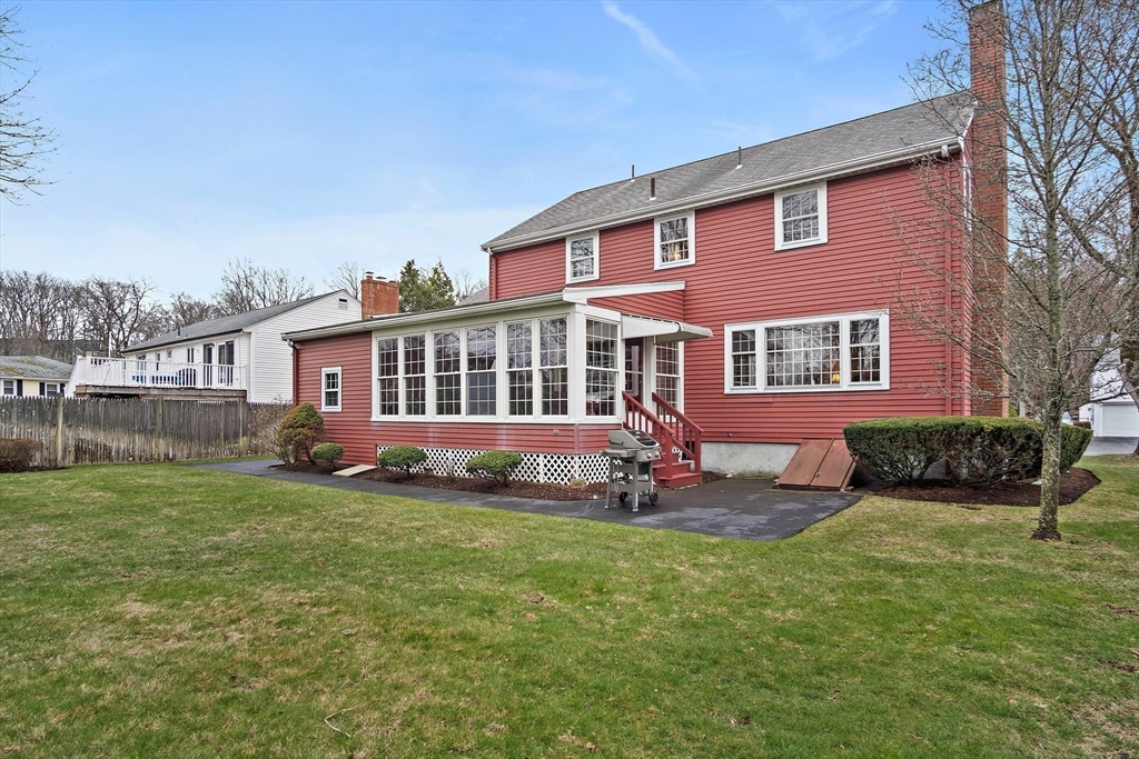 4 Canterbury Road