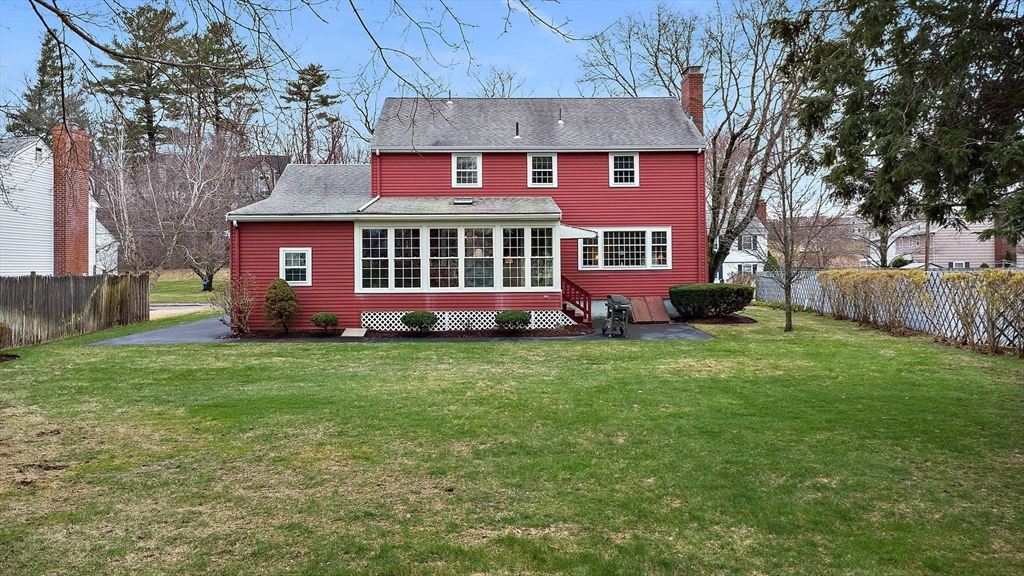 4 Canterbury Road