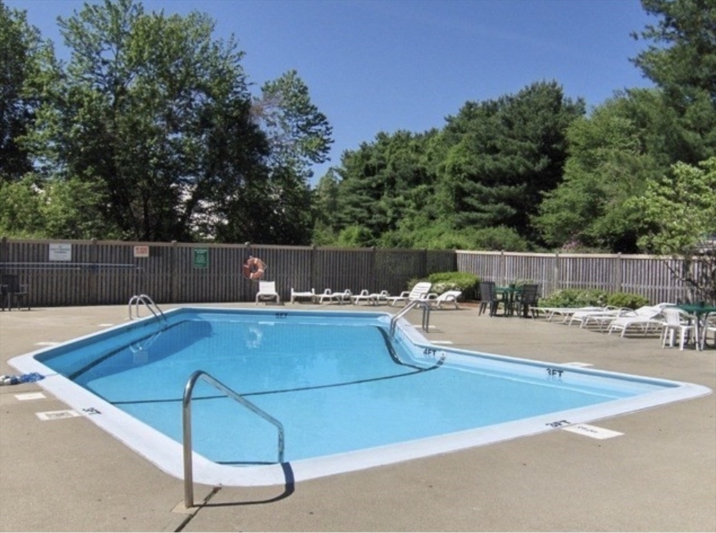 48 Fifer Ln # 48