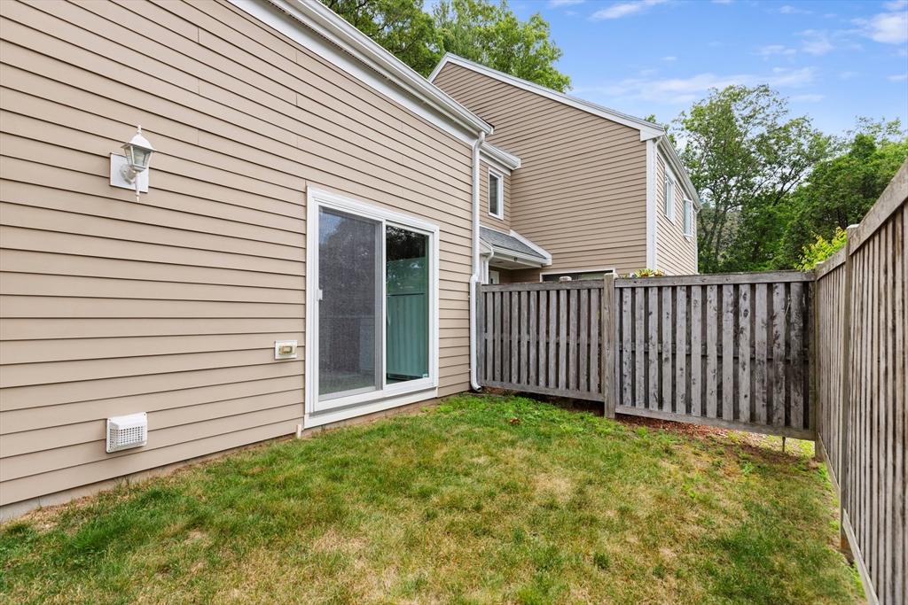 48 Fifer Ln # 48