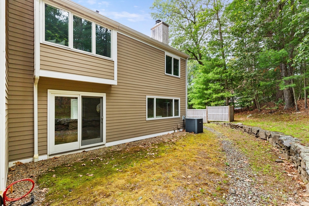 48 Fifer Ln # 48