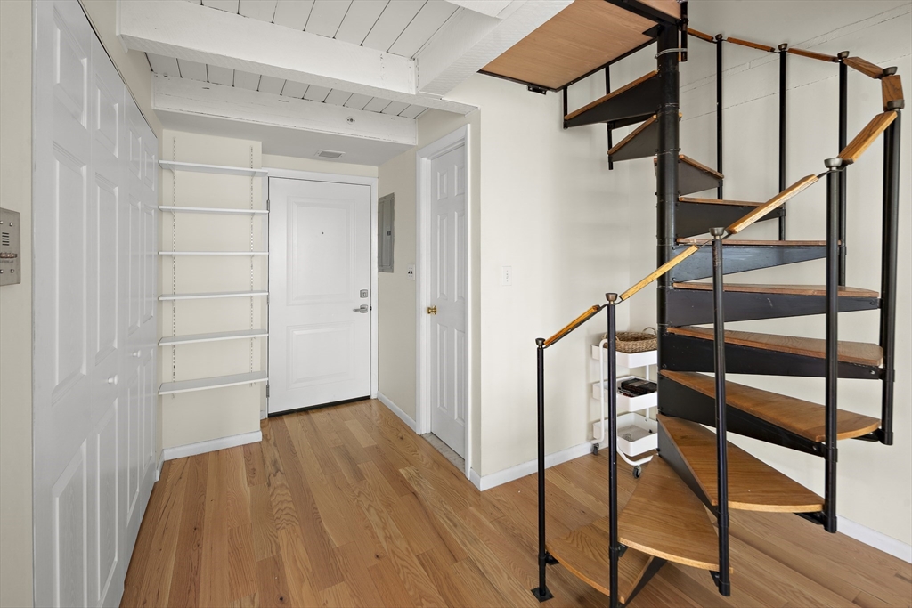 993 Massachusetts Ave # 127