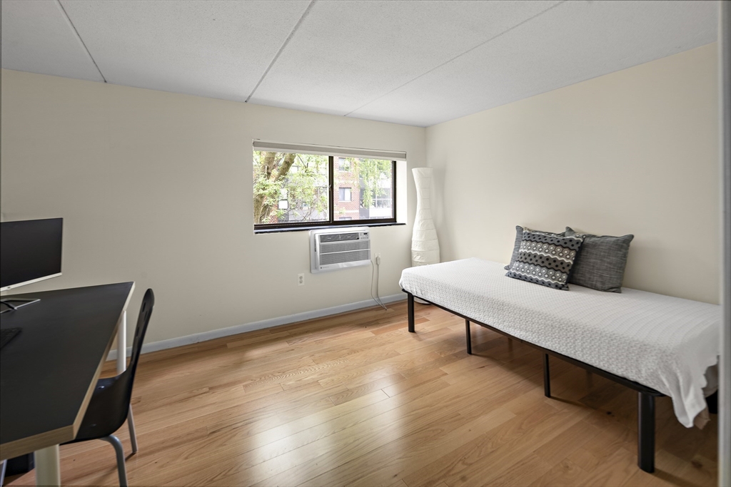 993 Massachusetts Ave # 127