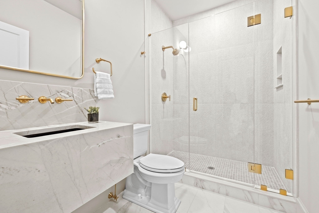 22 Common Court # 22