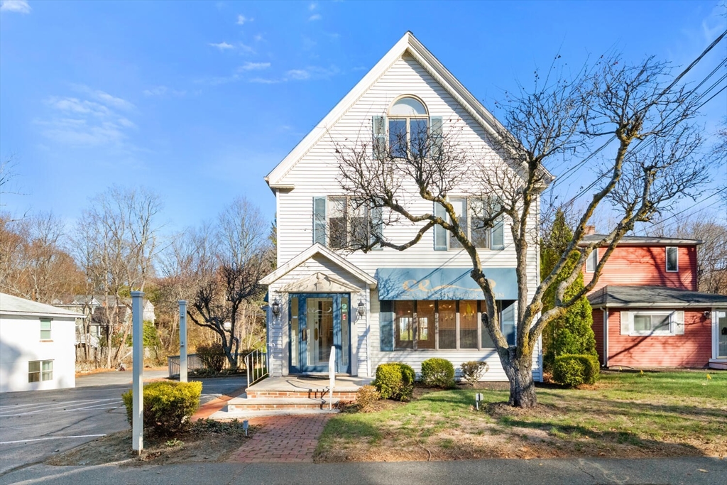 231 Bedford St