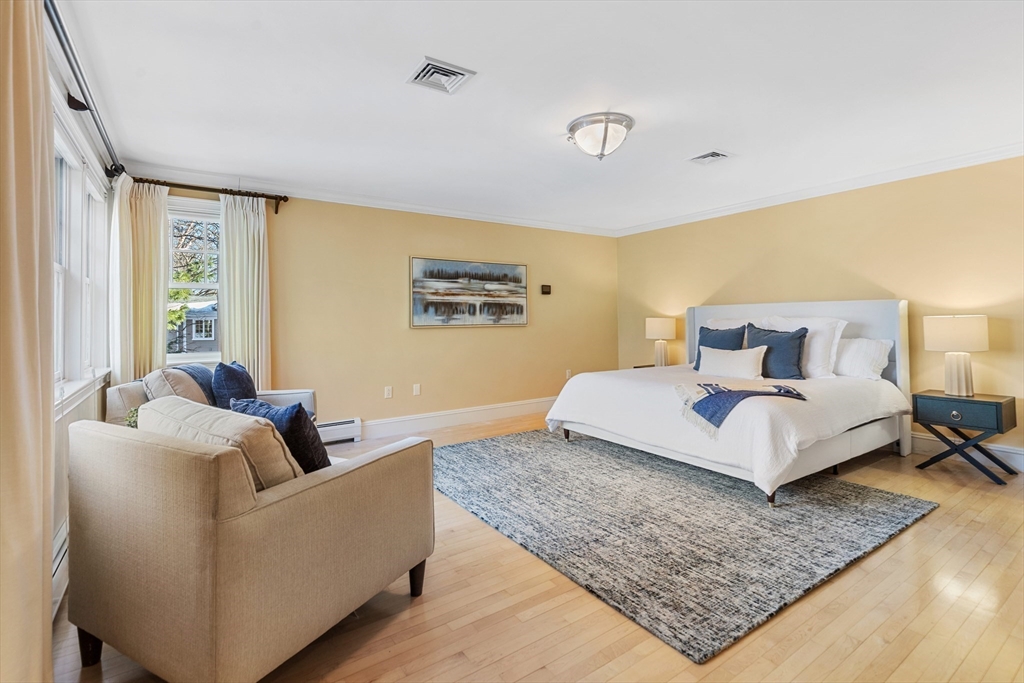 22 Fairbanks Rd