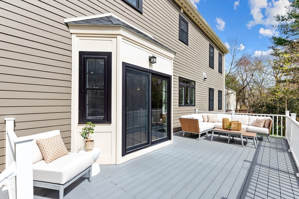 15 Summer St
