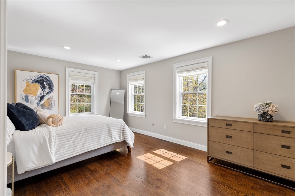 15 Summer St