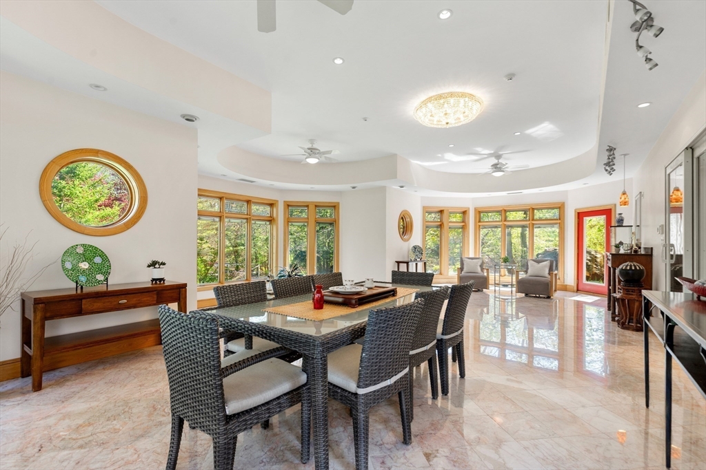 16 Solomon Pierce Rd