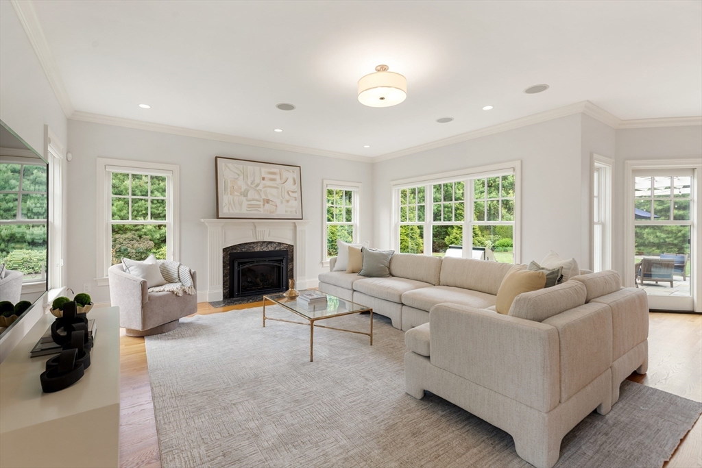 10 Victory Garden Way