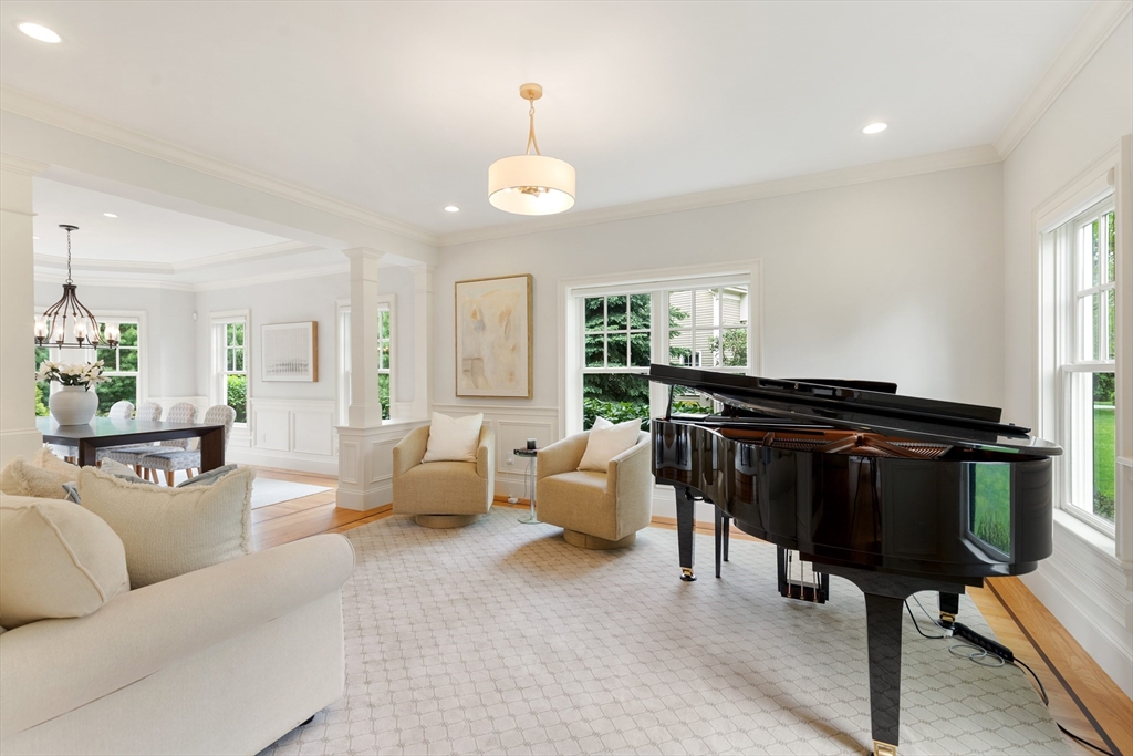 10 Victory Garden Way