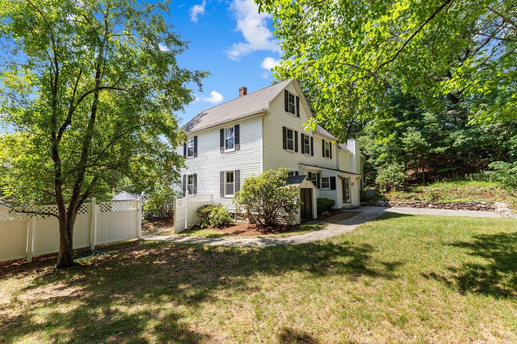 109 Grove St