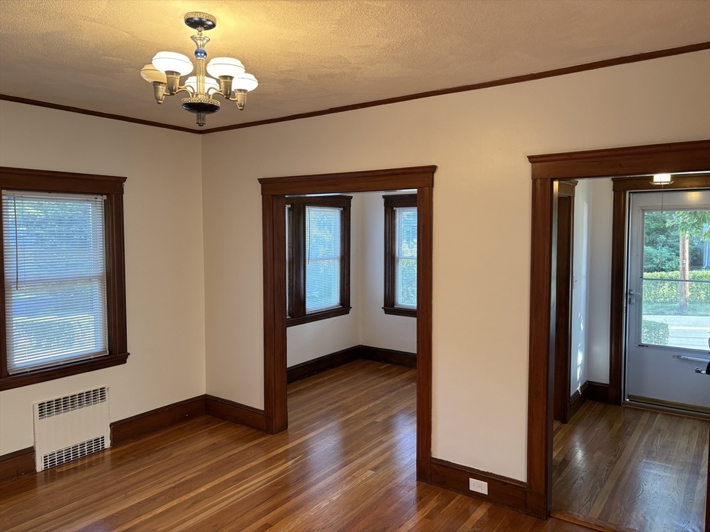 59 Fottler Ave