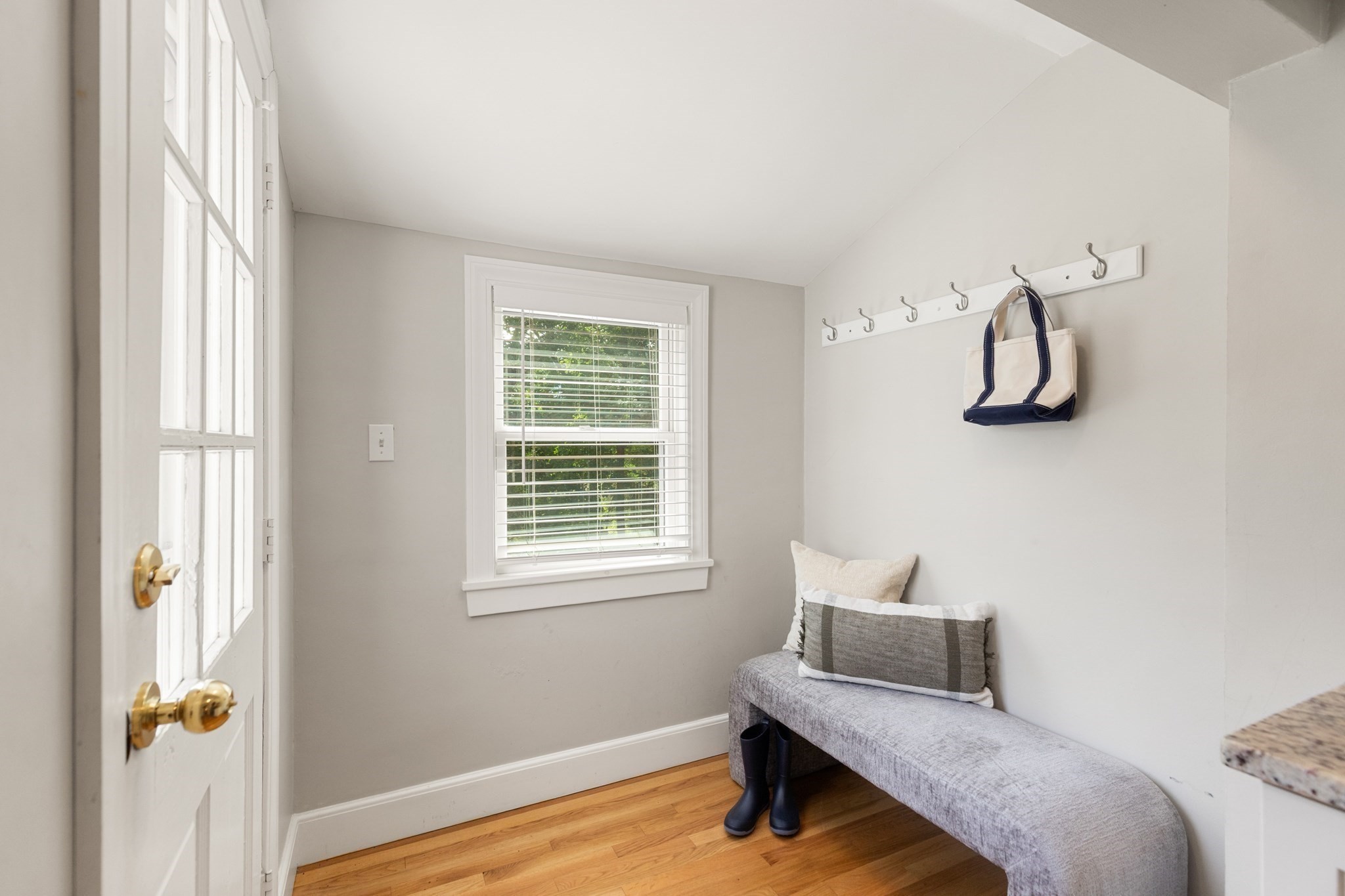 11 Stratham Rd