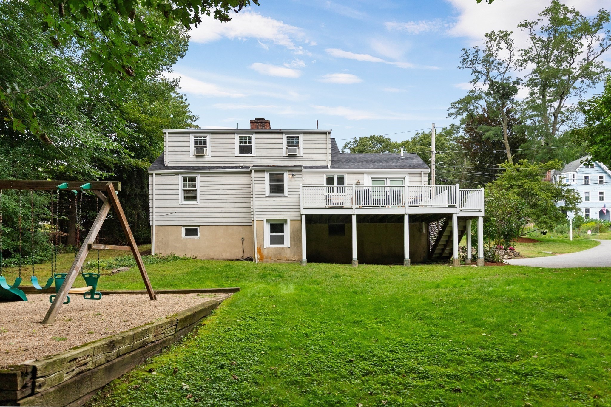 11 Stratham Rd