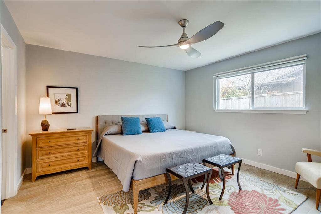 2403 Aldford DR