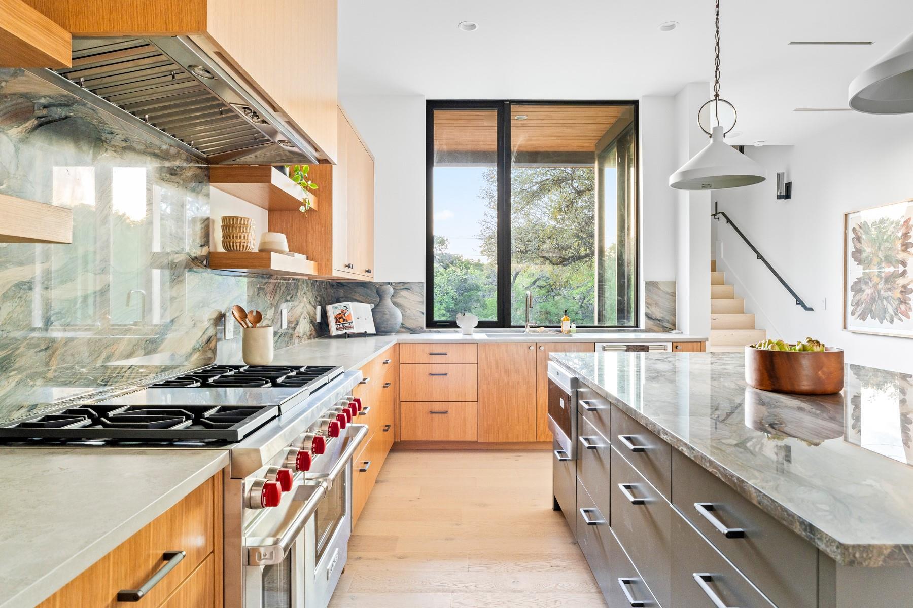 1505 Alameda DR