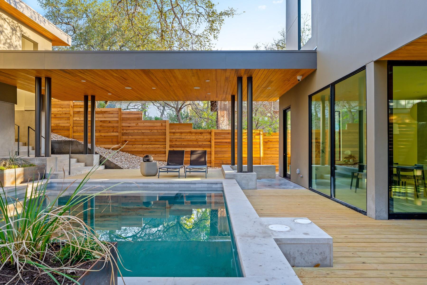 1505 Alameda DR