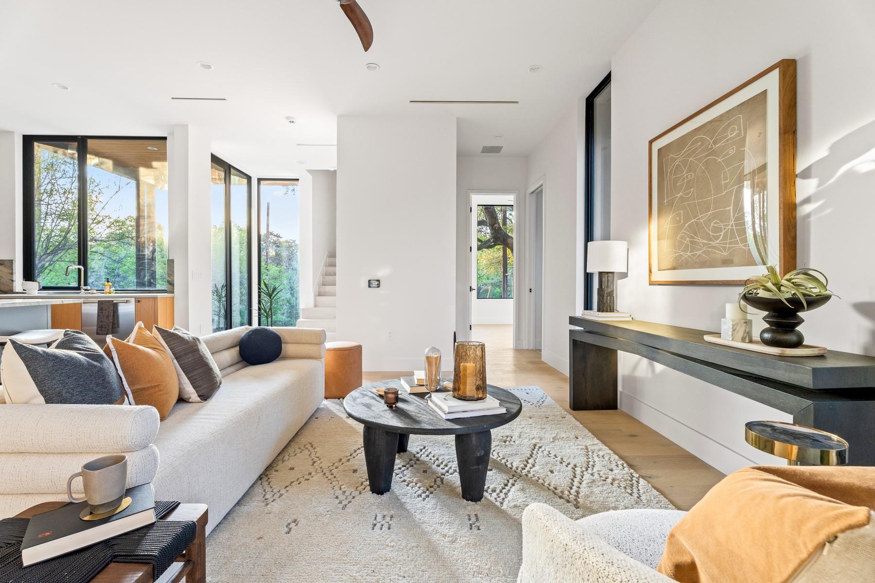 1505 Alameda DR