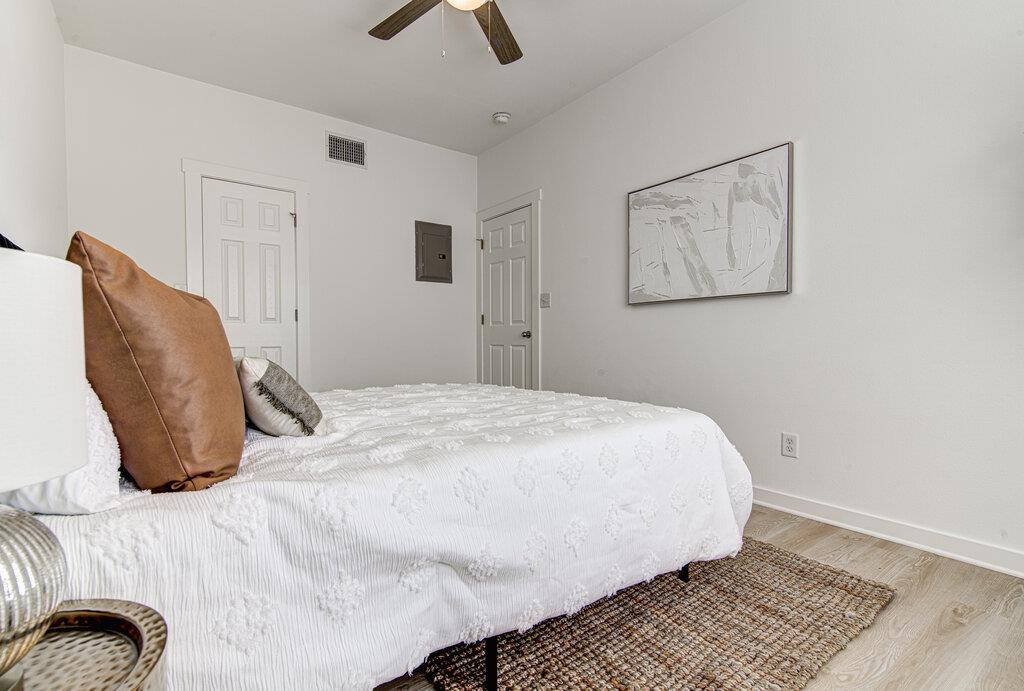 2106 Cullen Ave # 208