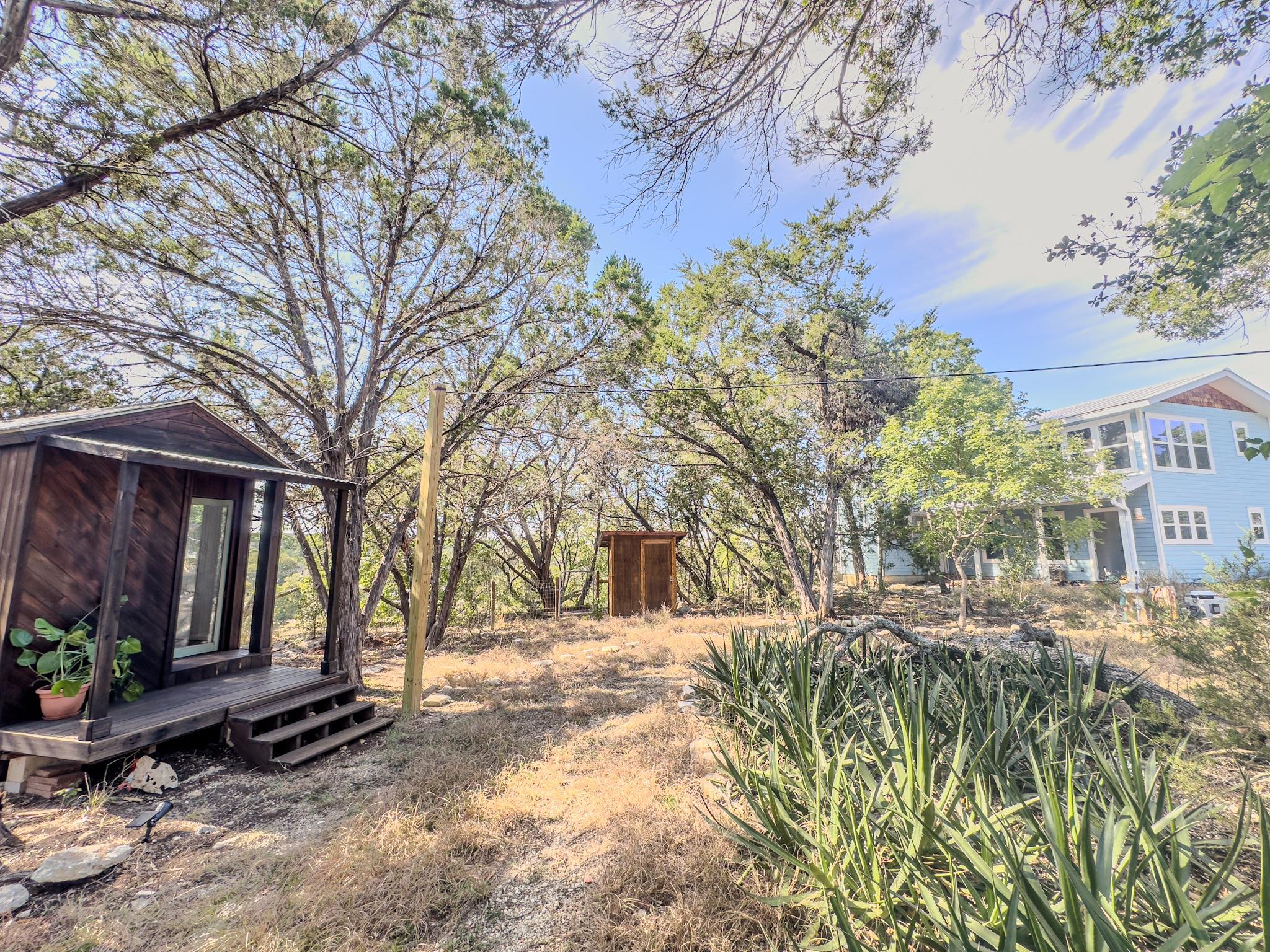 550 Cliffside RD
