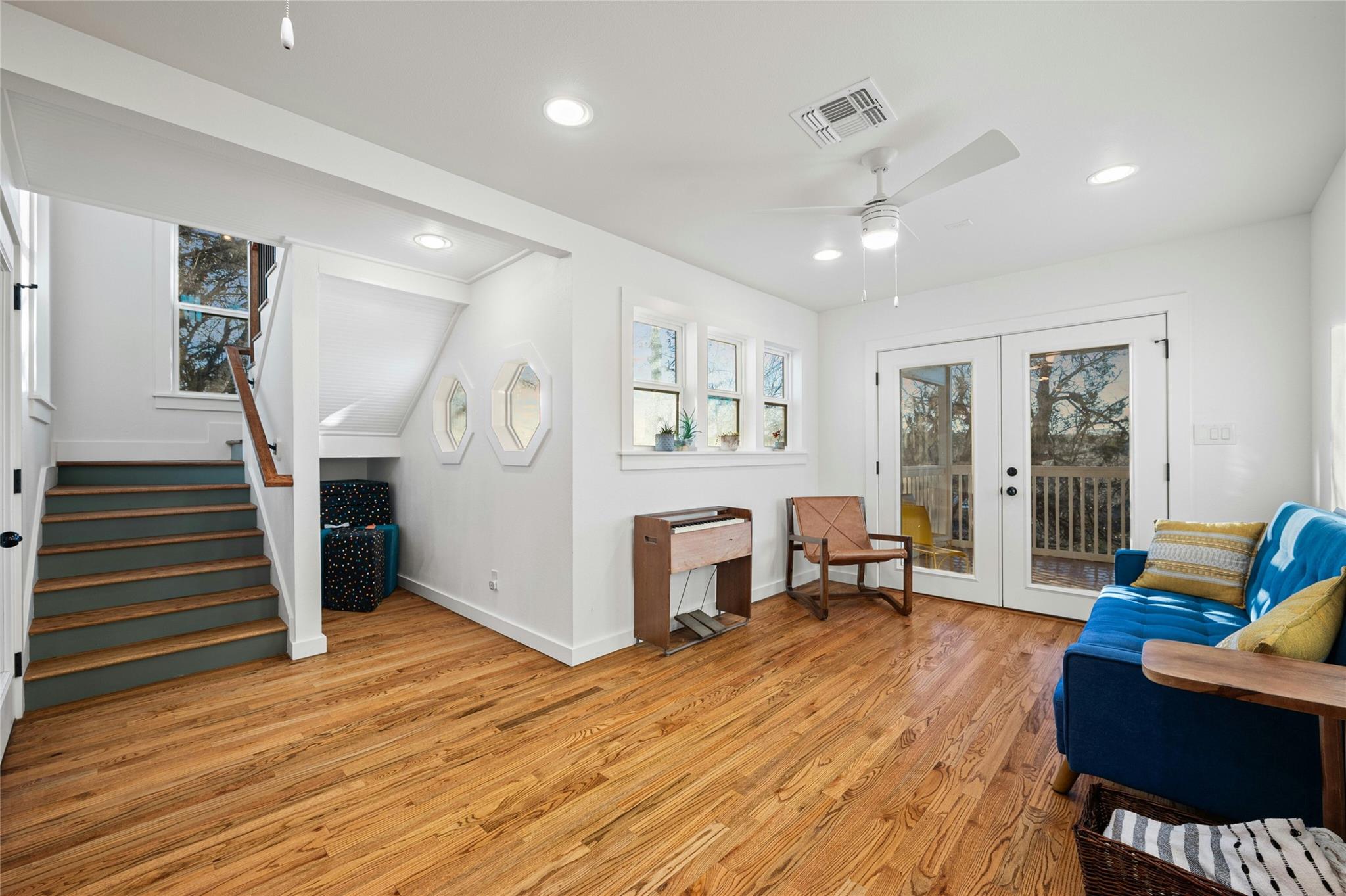 550 Cliffside 29-30 RD