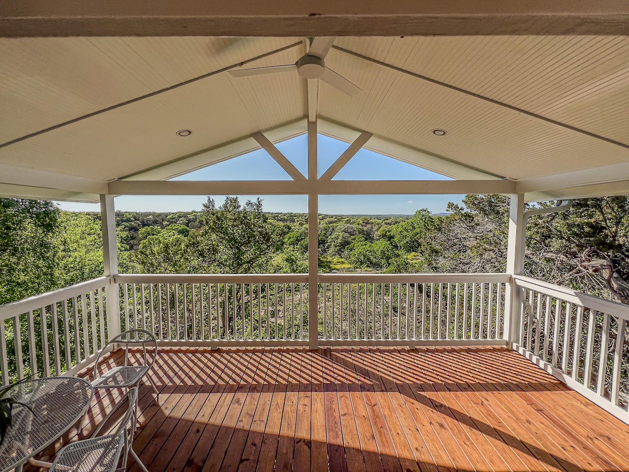 550 Cliffside 29-30 RD