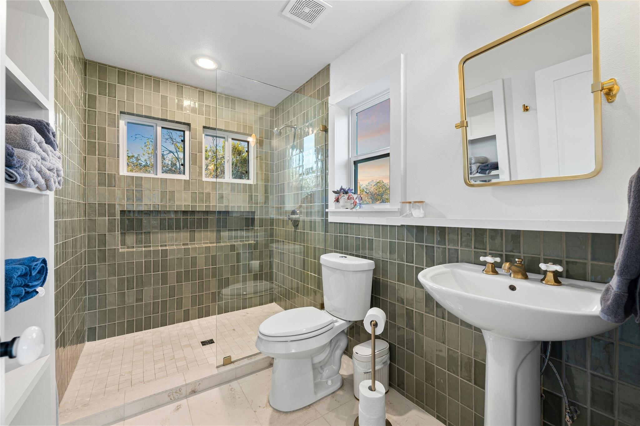 550 Cliffside 29-30 RD