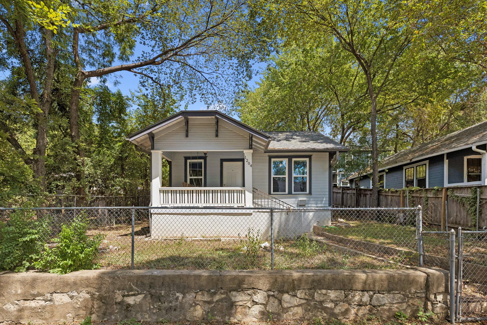 1204 Taylor ST